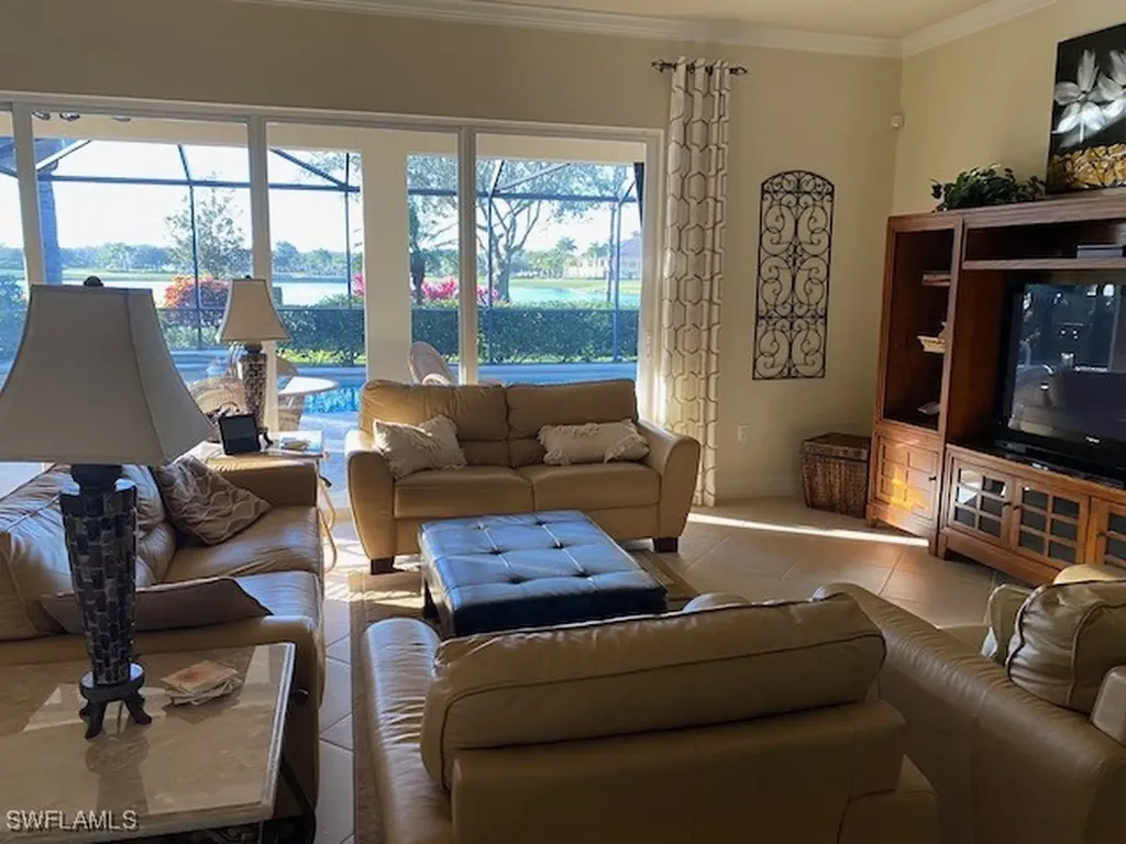 10307 Gator Bay Court Naples FL 34120