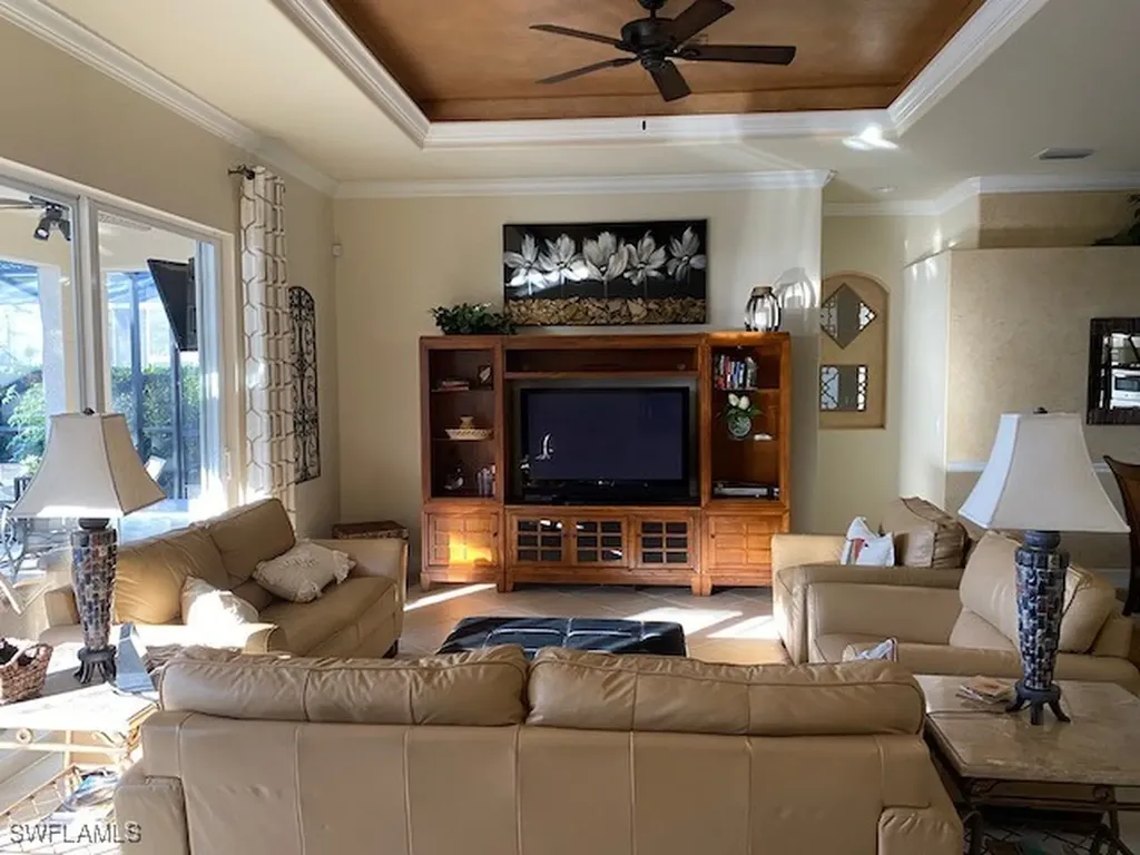 10307 Gator Bay Court Naples FL 34120
