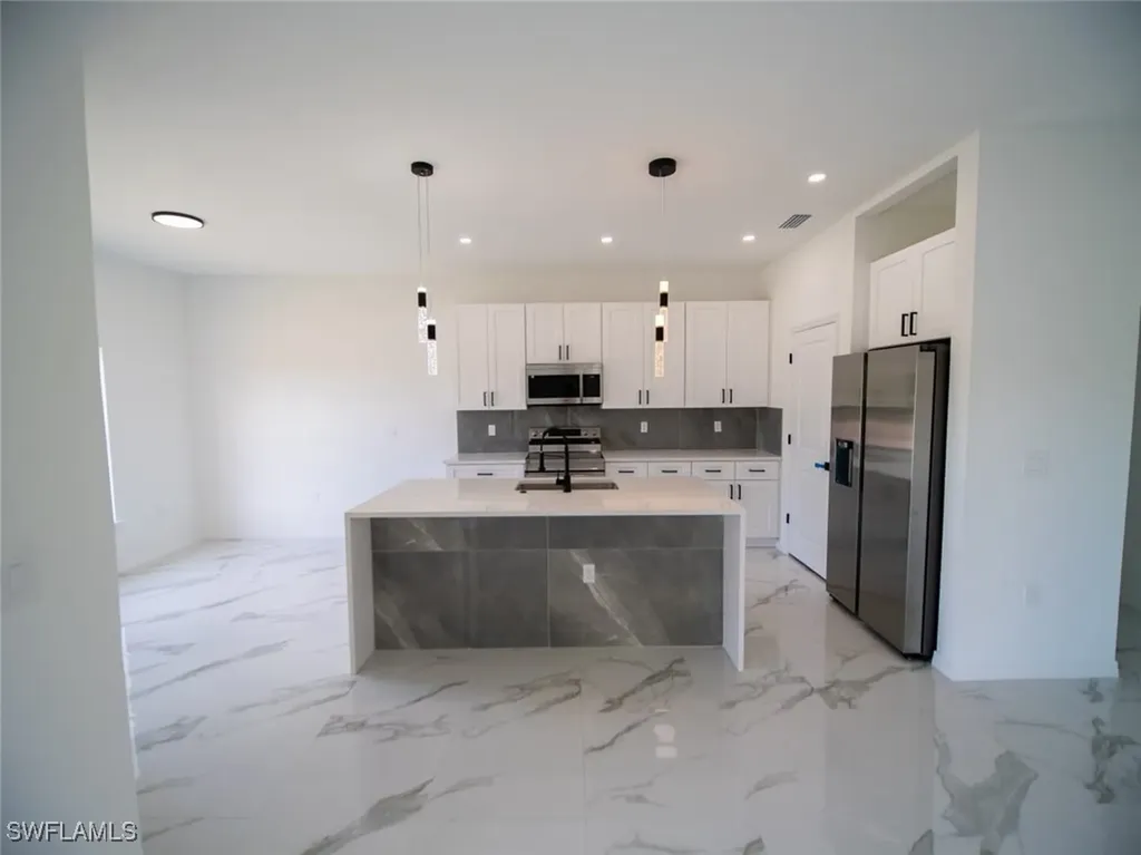 1515 Cortez Avenue Lehigh Acres FL 33972