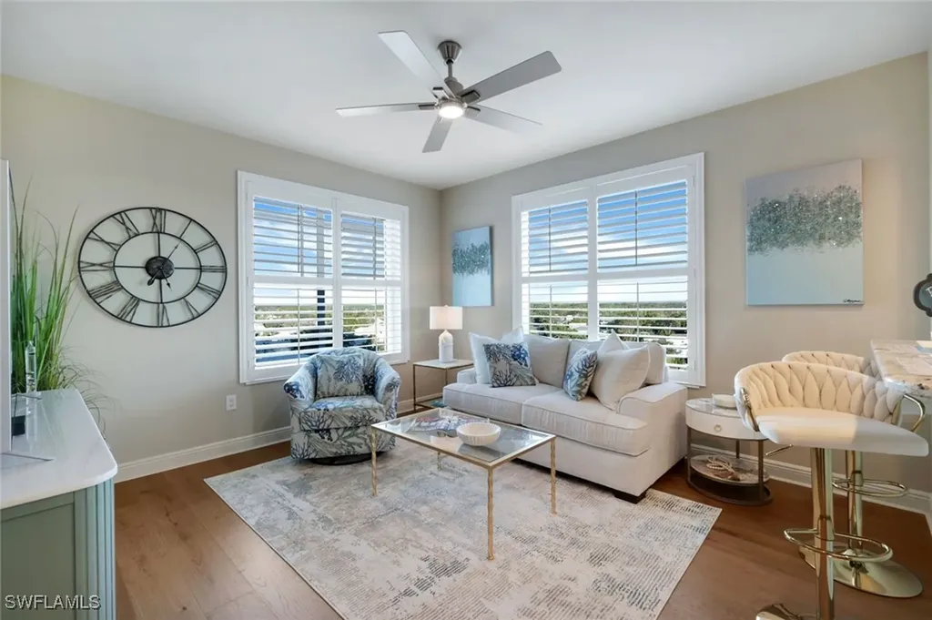 455 Cove Tower Drive Naples FL 34110
