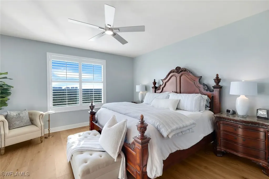 455 Cove Tower Drive Naples FL 34110