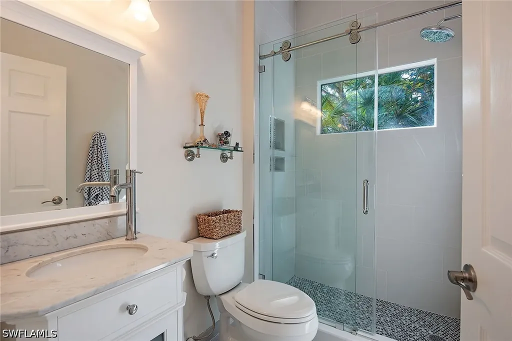 6572 Chestnut Circle Naples FL 34109