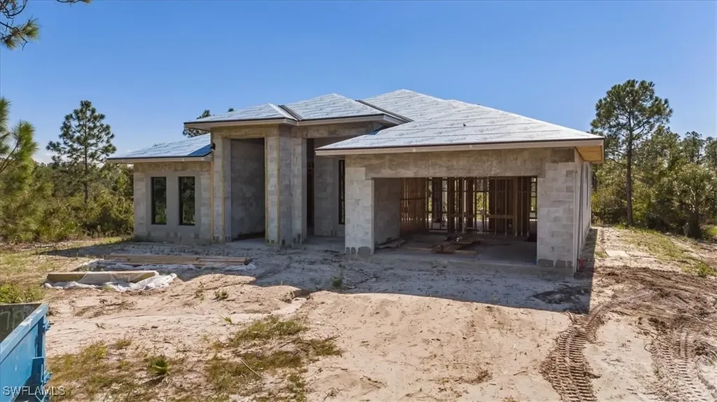 3832 52nd Avenue NE Naples FL 34120