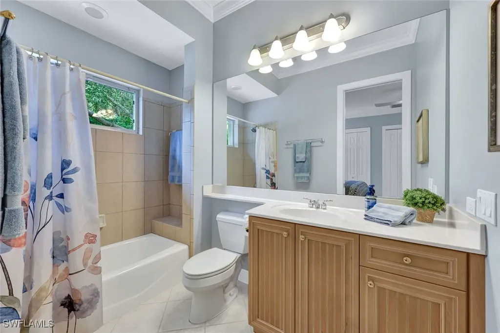 12219 Colliers Reserve Drive Naples FL 34110