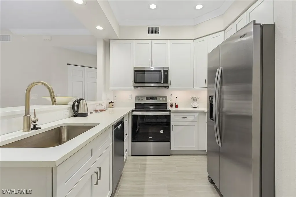 1143 Winding Pines Circle Cape Coral FL 33909