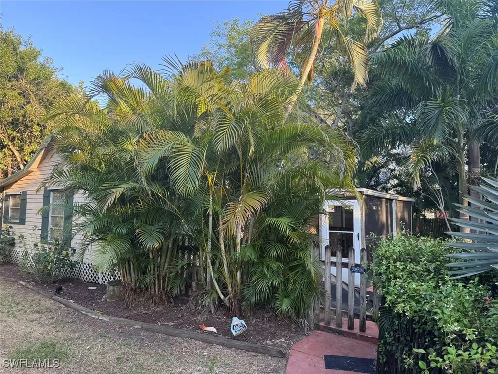 10150 Georgia Street Bonita Springs FL 34135