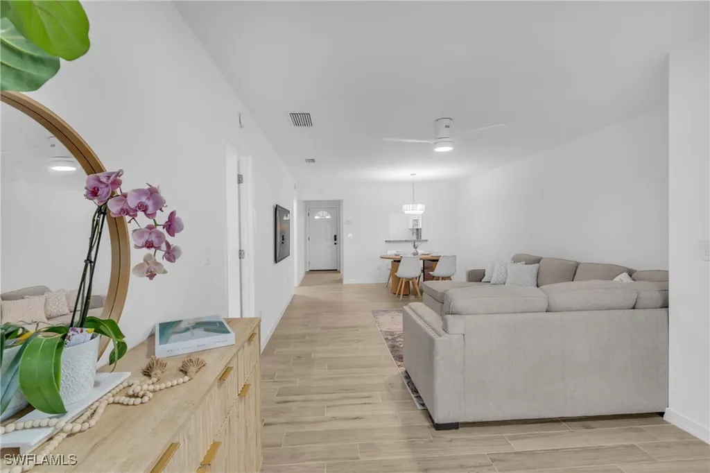 1348 Myerlee Gardens Avenue Fort Myers FL 33919