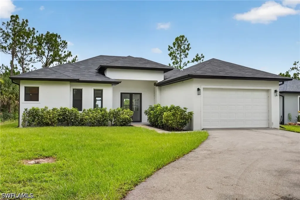 3434 27th Avenue NE Naples FL 34120