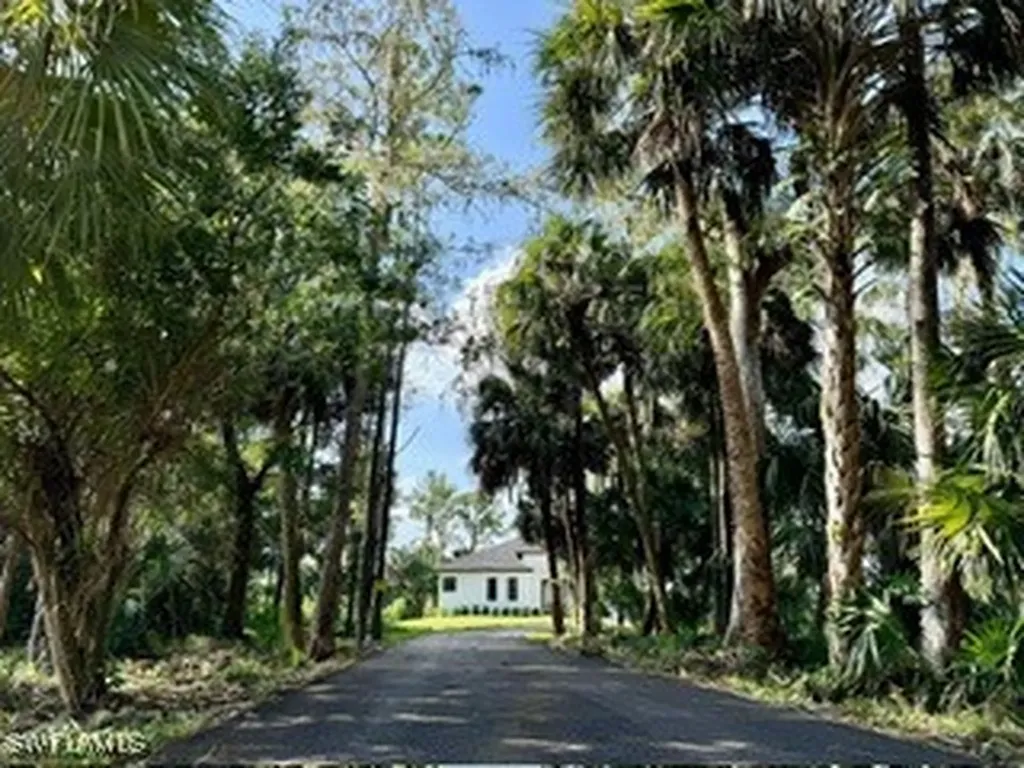 3434 27th Avenue NE Naples FL 34120