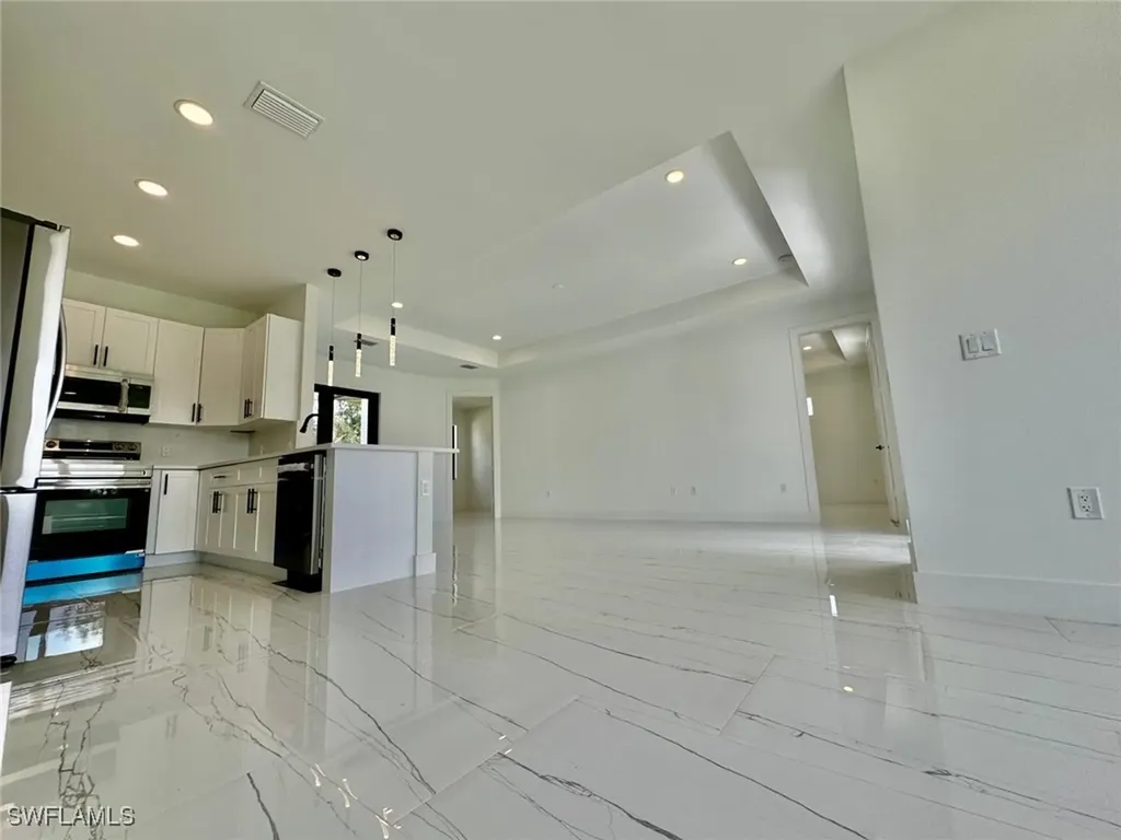 3434 27th Avenue NE Naples FL 34120