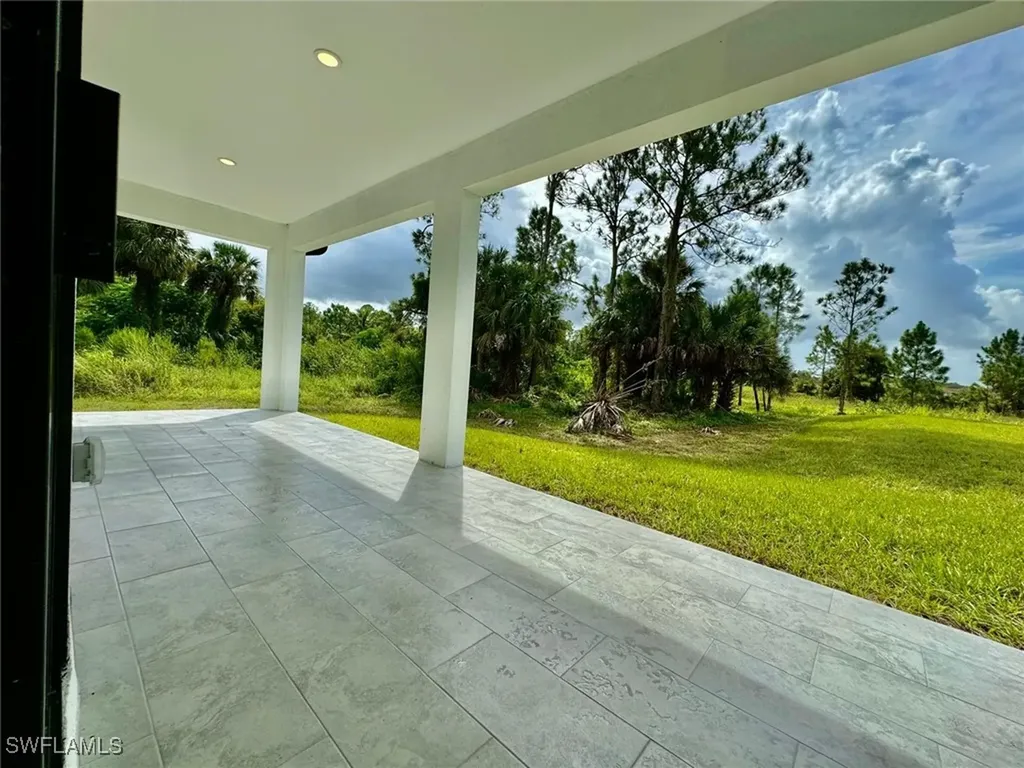 3434 27th Avenue NE Naples FL 34120