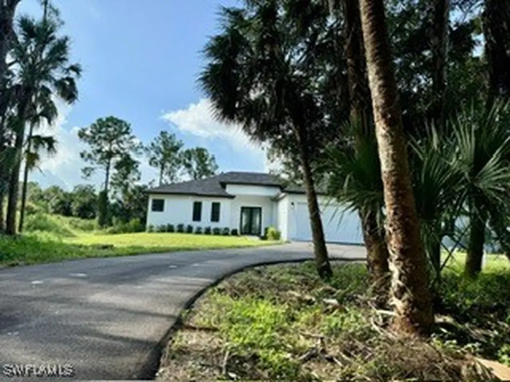 3434 27th Avenue NE Naples FL 34120