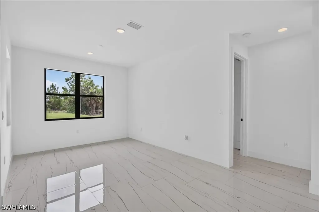 3434 27th Avenue NE Naples FL 34120