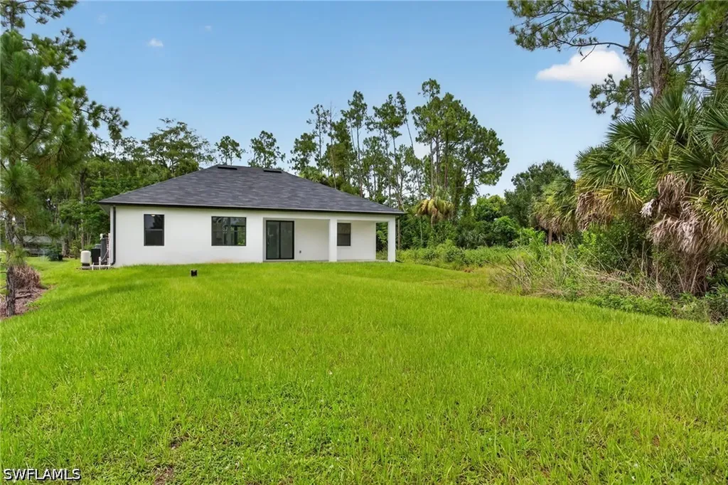 3434 27th Avenue NE Naples FL 34120