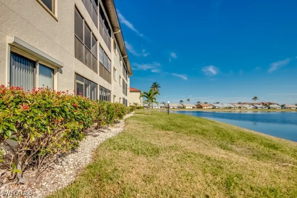 11110 Caravel Circle Fort Myers FL 33908