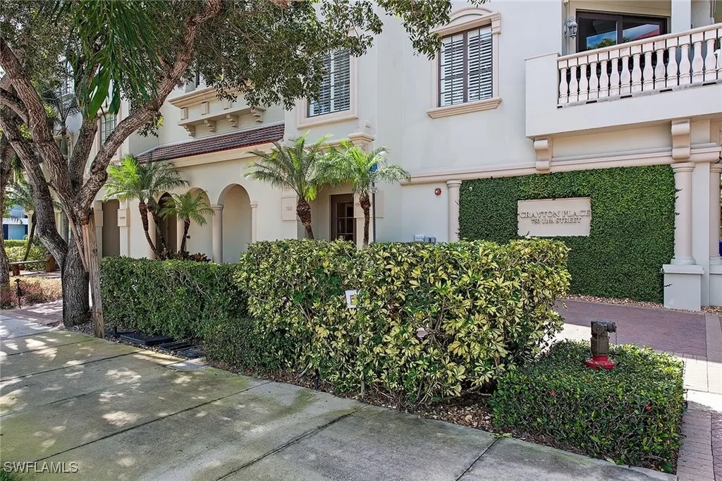 750 11th Street S Naples FL 34102