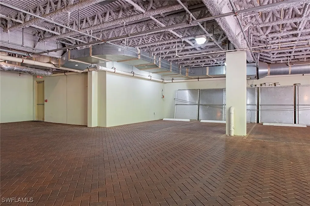 750 11th Street S Naples FL 34102