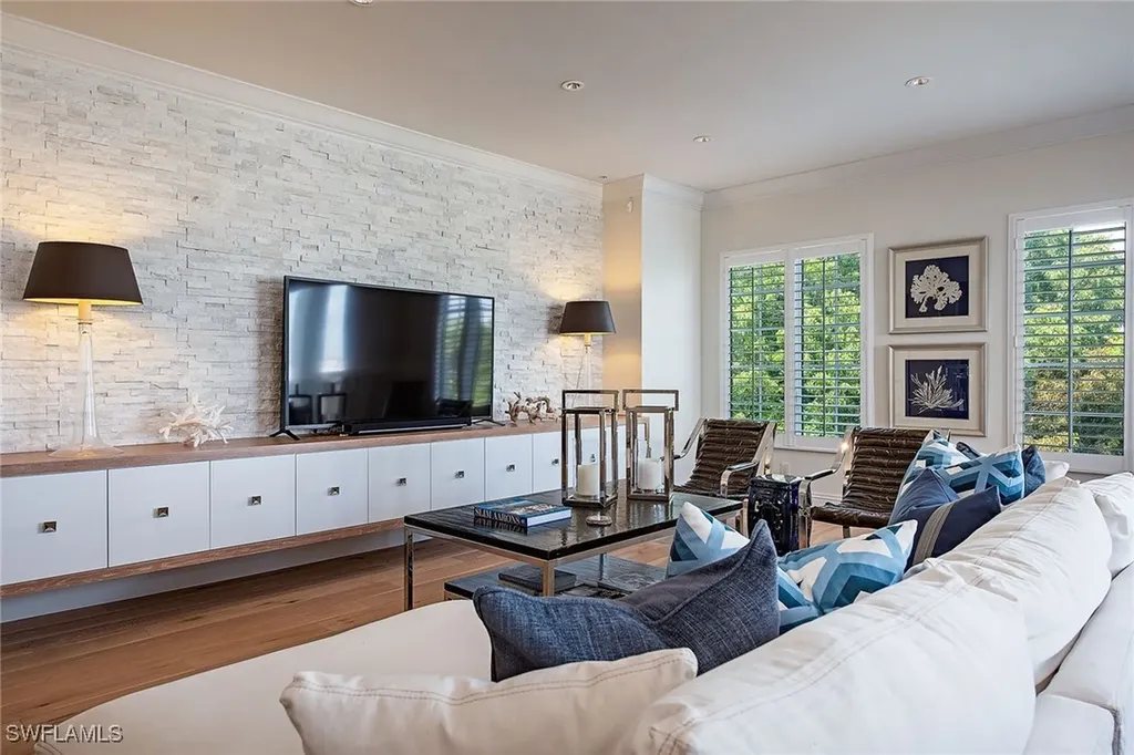 750 11th Street S Naples FL 34102