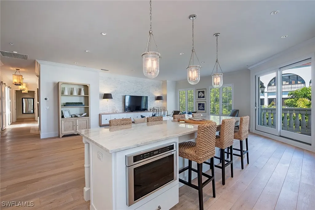 750 11th Street S Naples FL 34102