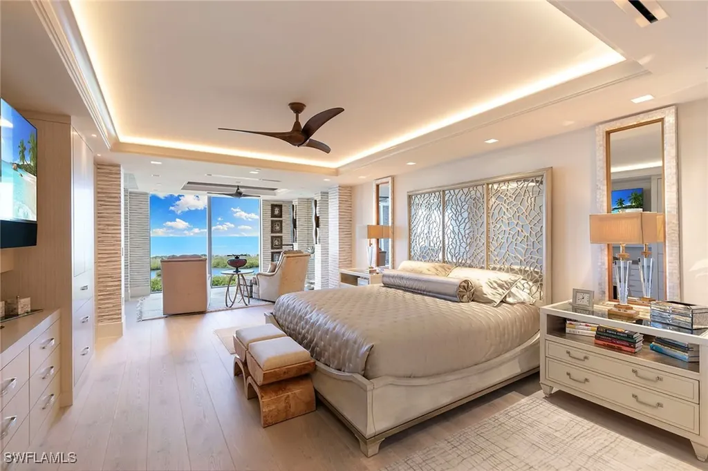6897 Grenadier Boulevard Naples FL 34108