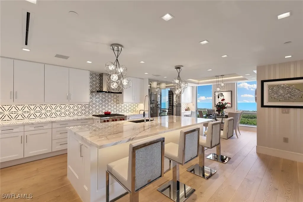 6897 Grenadier Boulevard Naples FL 34108