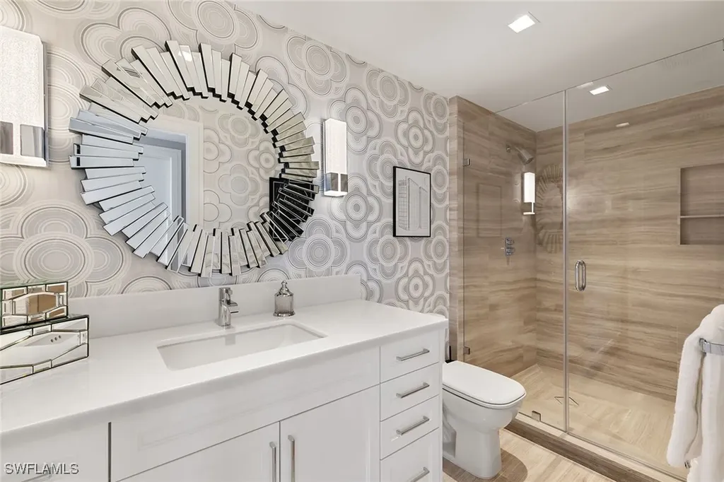 6897 Grenadier Boulevard Naples FL 34108