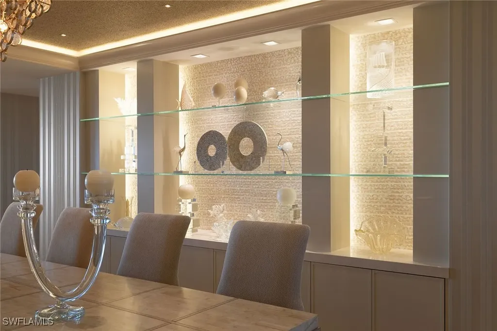 6897 Grenadier Boulevard Naples FL 34108