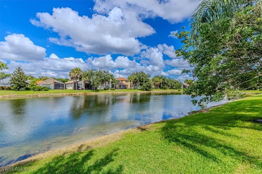 1630 Triangle Palm Terrace Naples FL 34119