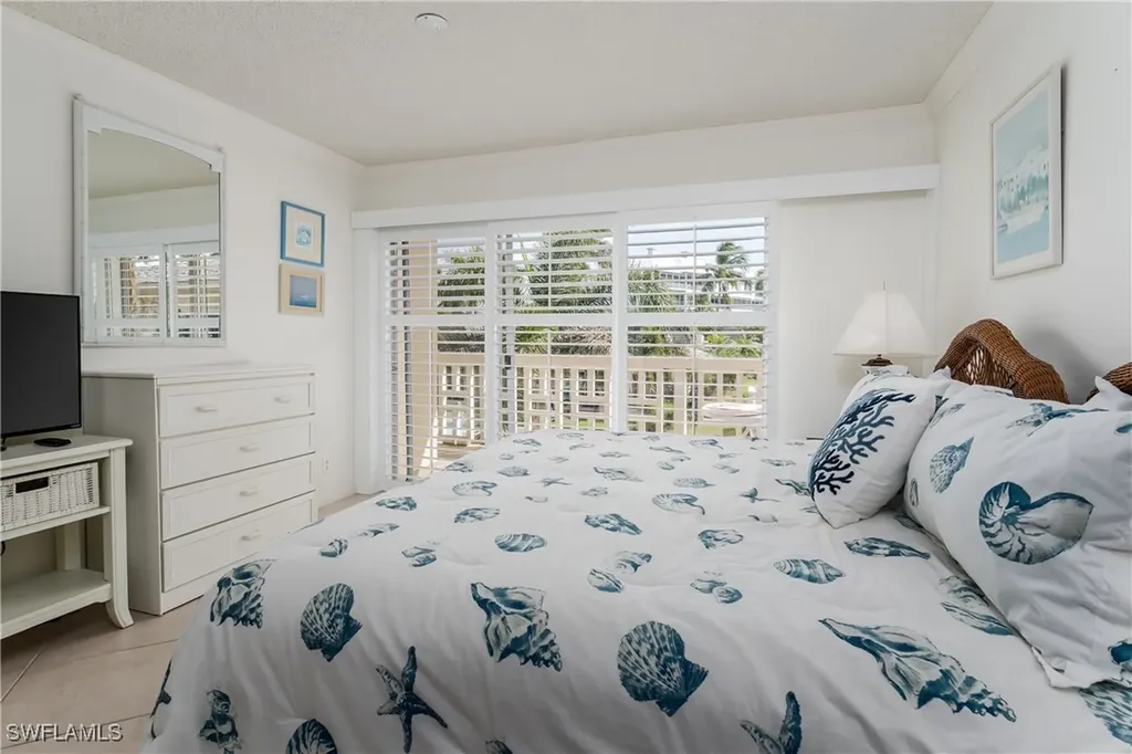 1215 Edington Place Marco Island FL 34145