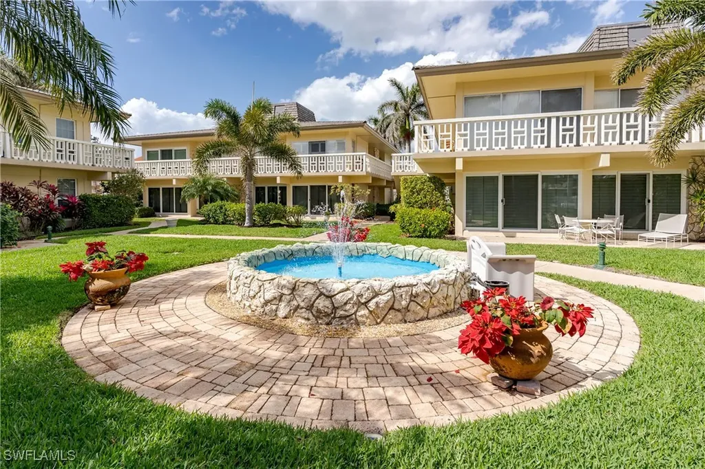 1215 Edington Place Marco Island FL 34145