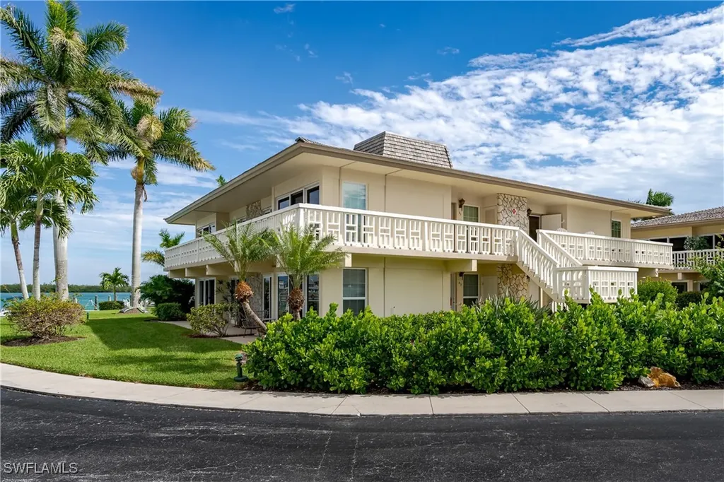 1215 Edington Place Marco Island FL 34145