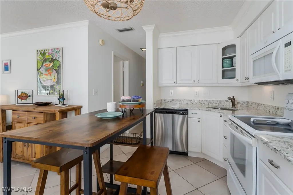 1215 Edington Place Marco Island FL 34145