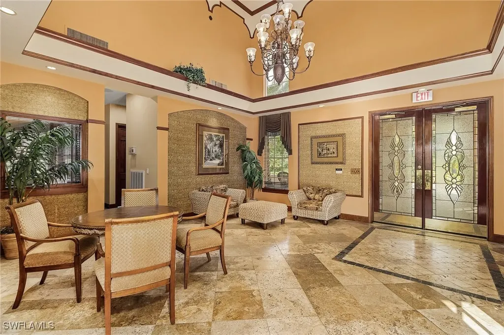 1180 Wildwood Lakes Boulevard Naples FL 34104