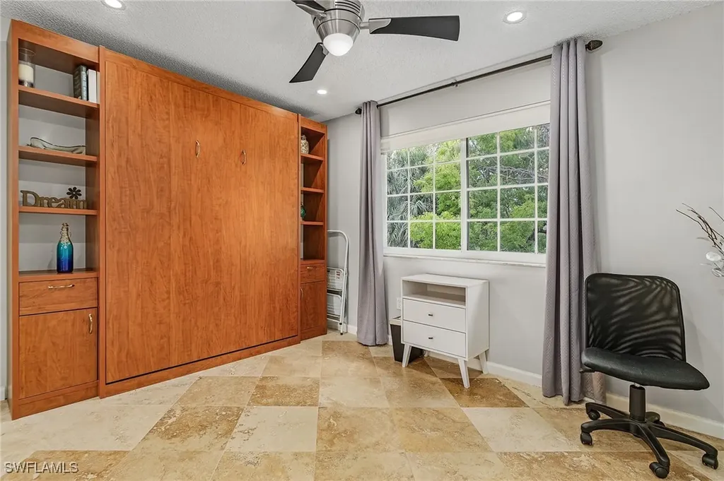 1180 Wildwood Lakes Boulevard Naples FL 34104
