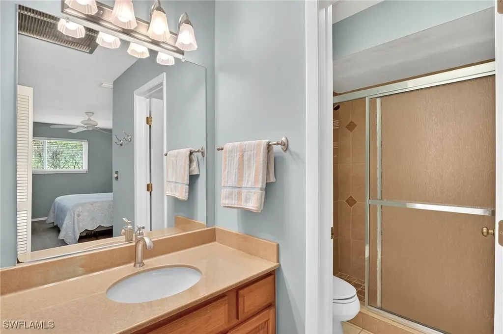 1009 Pine Isle Lane S Naples FL 34112