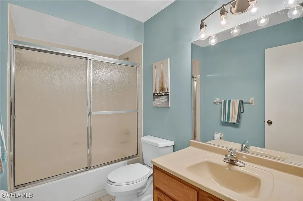 1009 Pine Isle Lane S Naples FL 34112