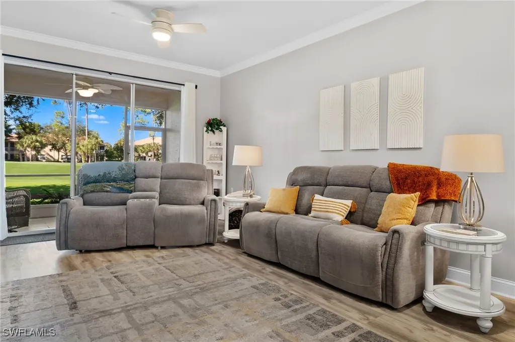 3965 Bishopwood Court E Naples FL 34114