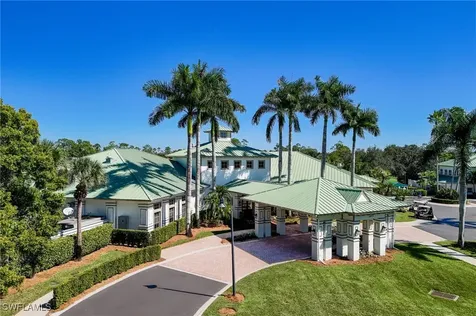 3965 Bishopwood Court E Naples FL 34114