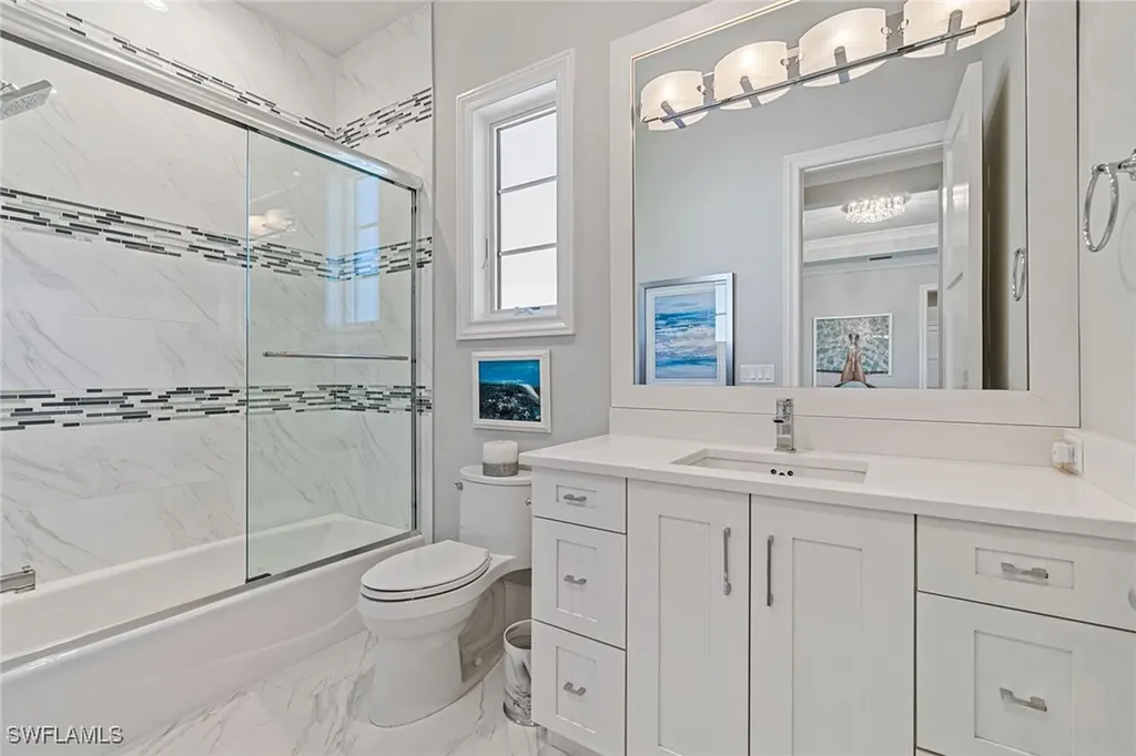 6188 Freemont Drive Naples FL 34119