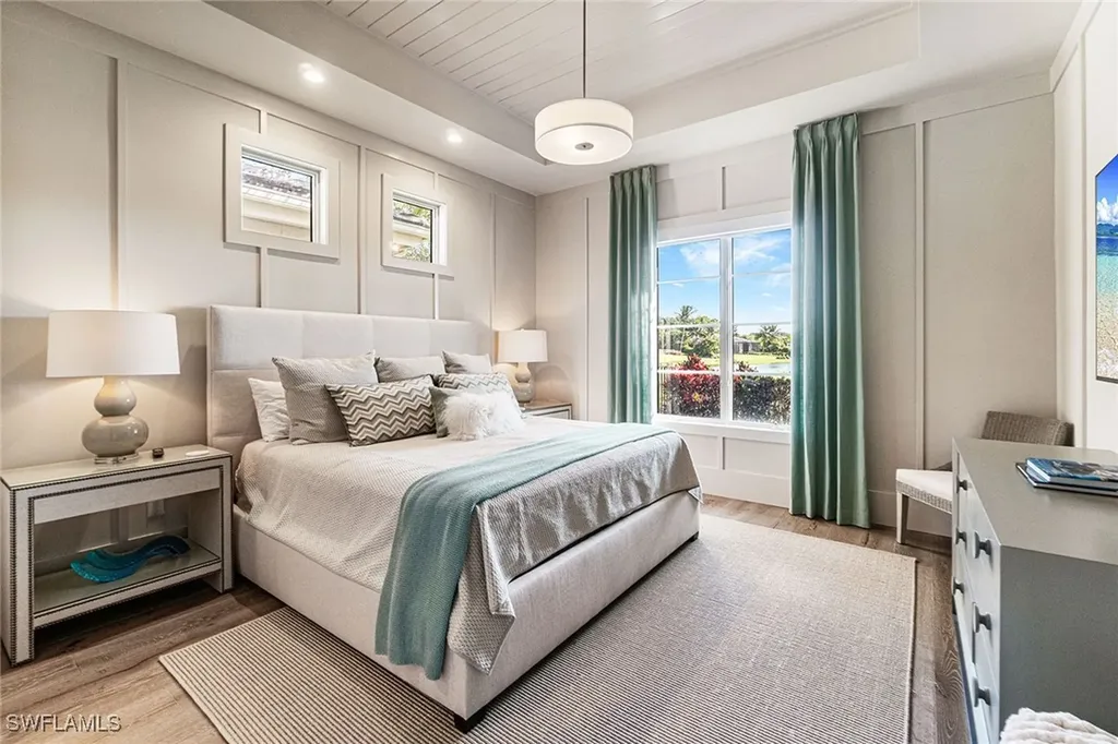 6188 Freemont Drive Naples FL 34119