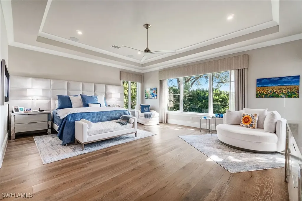 6188 Freemont Drive Naples FL 34119