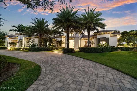 6188 Freemont Drive Naples FL 34119
