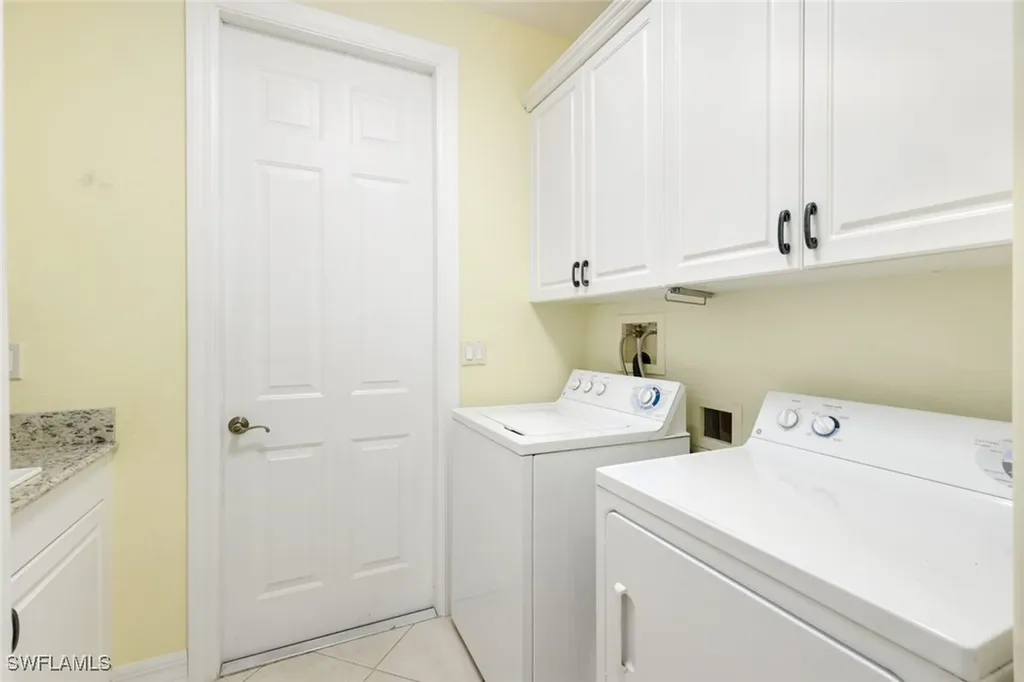 12910 Silverthorn Court Bonita Springs FL 34135