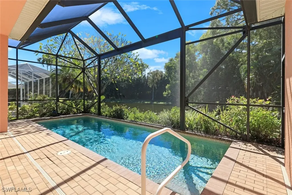 12910 Silverthorn Court Bonita Springs FL 34135