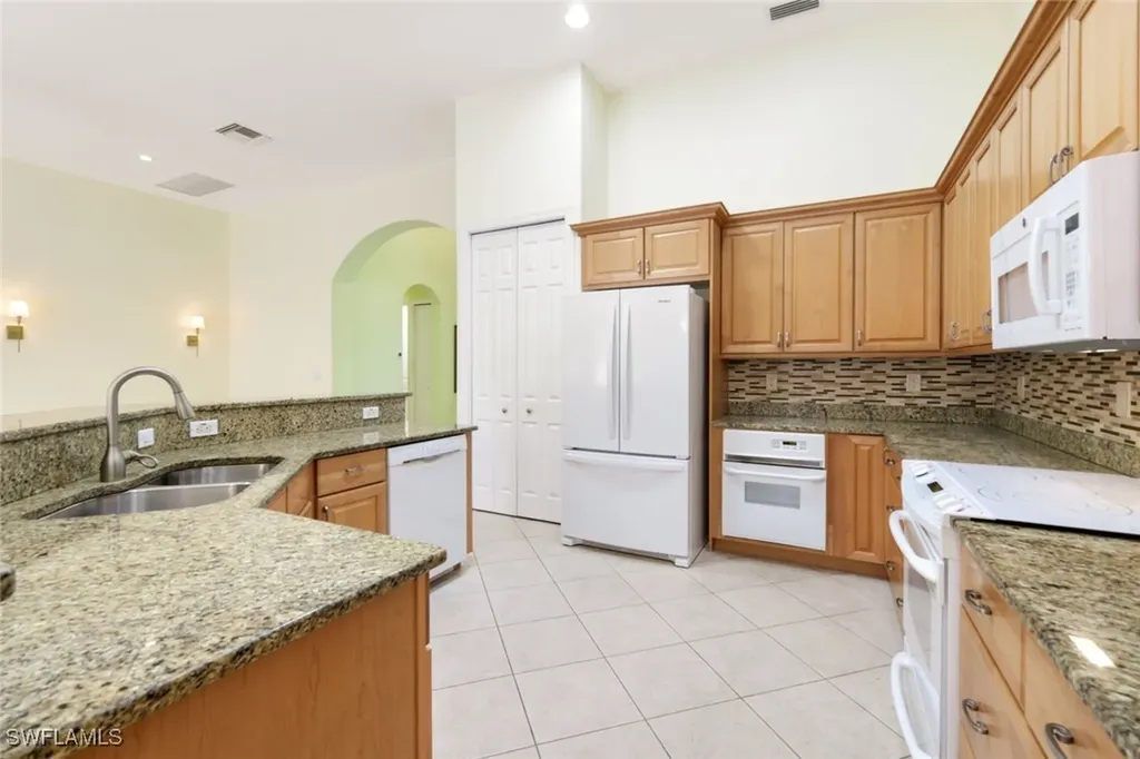 12910 Silverthorn Court Bonita Springs FL 34135