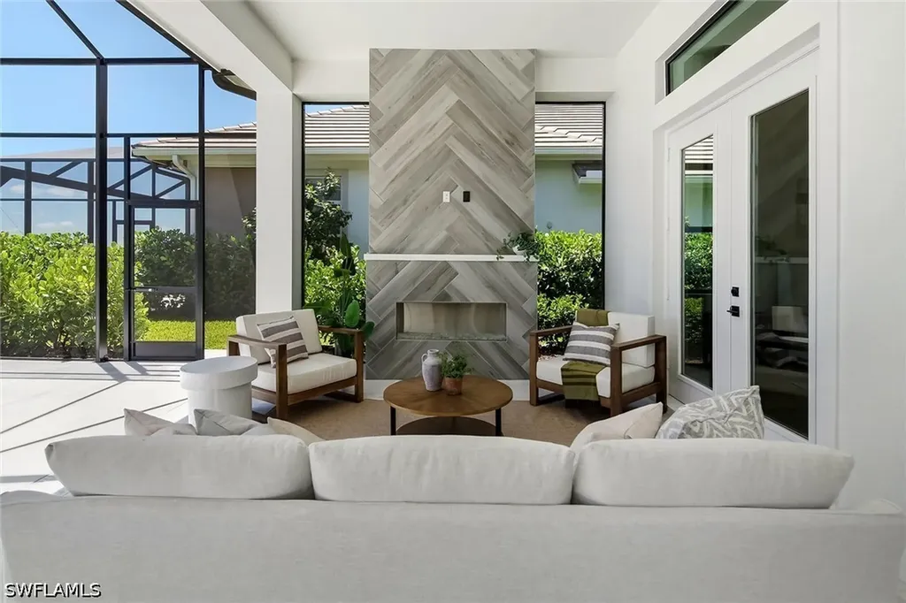 9570 Moonflower Lane Naples FL 34114
