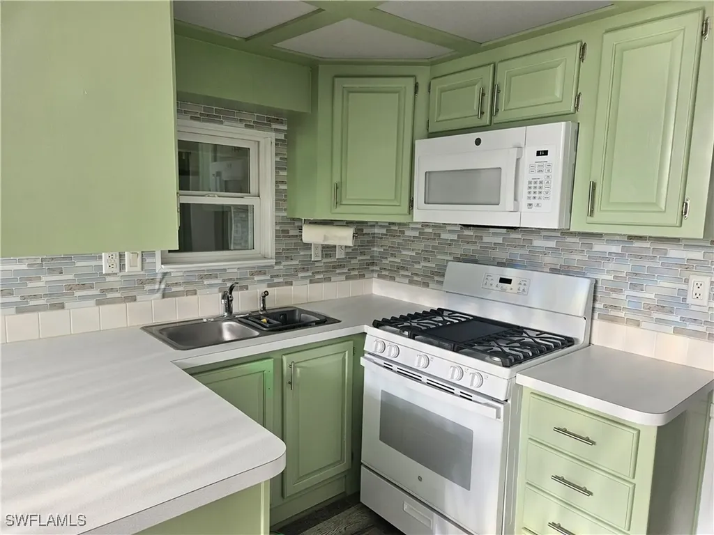 26 Garnet Drive Naples FL 34114