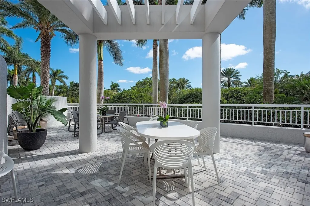 4151 Gulf Shore Boulevard N Naples FL 34103