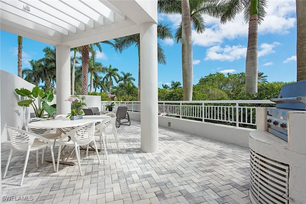 4151 Gulf Shore Boulevard N Naples FL 34103