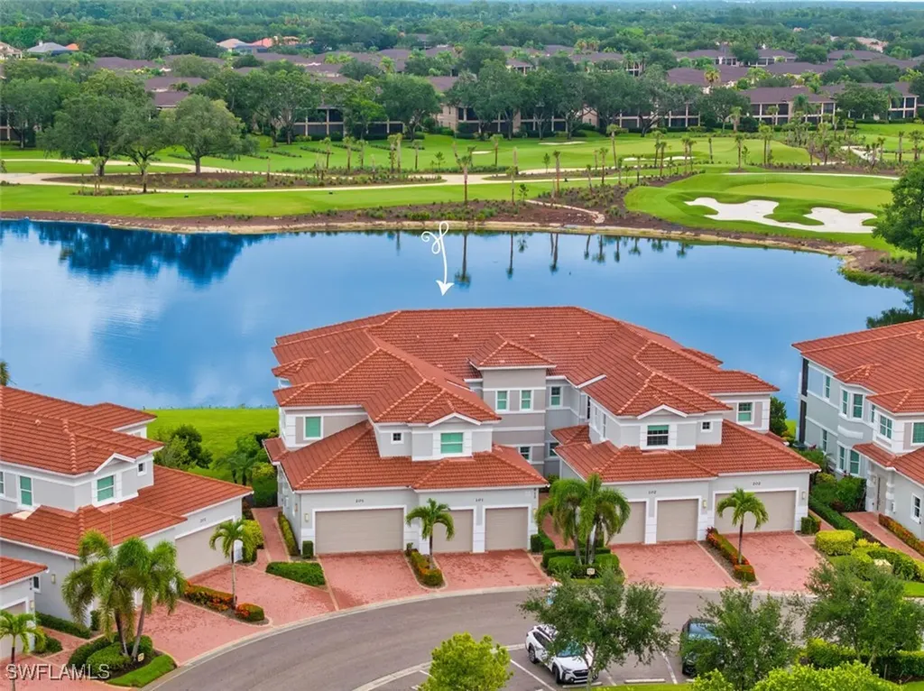 Naples FL, 612 El Camino Real, Unit 101